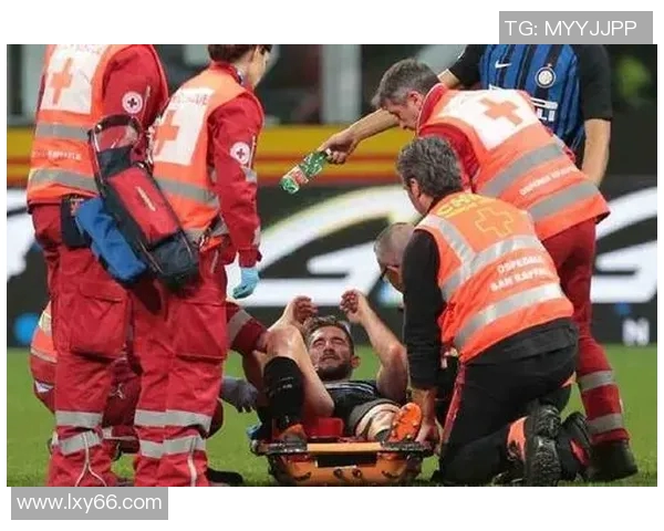 足球冬歇期的意义与影响解析球迷如何度过这段等待的时光