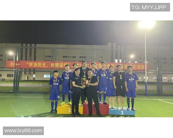 足球李彦：从绿茵场到人生舞台的奋斗与梦想之旅